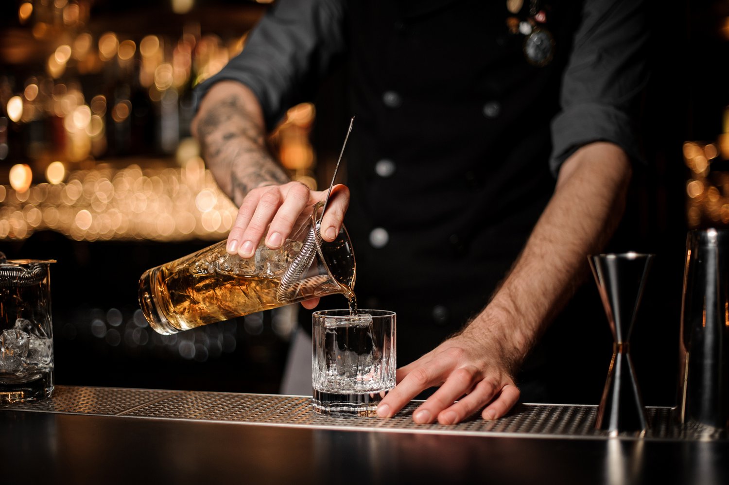 5 Signs Your Bar or Club Needs Better Insurance Coverage